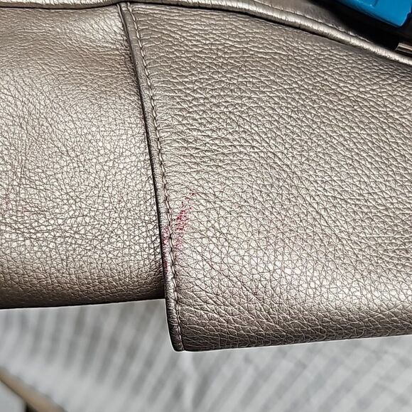 Coach Vintage Silver Leather Purse - Picture 14 of 14